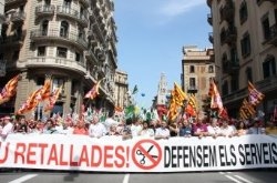 تظاهرات گسترده بارسلونيها عليه كاهش بودجه درماني ايالت كاتالونيا 